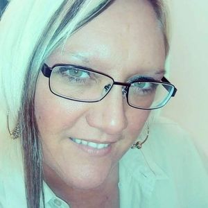 Meet your Posher, Mischelle